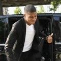 Mbape dobio novi auto na poklon od Reala: Izabrao "zver" od 130.000 evra, ali postoji jedan problem