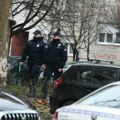 Policija ispituje da li su kamere snimile trenutak kada je novorođenče ostavljeno u travi u Novom Sadu