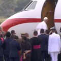 Papa Lav XIV posetu Španiji završio neplaniranim obrtom: u Rim otputovao avionom španskog kralja
