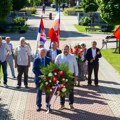 Dan borca obeležen odavanjem počasti stradalima u borbi protiv fašizma