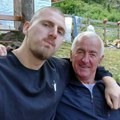 Nikola Jokić na letovanju u Crnoj Gori otišao u šumu sa prijateljima: jede šnicle i uživa u prirodi - isplivale slike sa…
