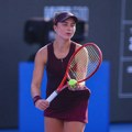Iva Jović spremna za novu WTA titulu, pobedila Poljakinju ubedljivo za polufinale