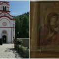 U tumanu nepregledne kolone vernika Hiljade ljudi došle da se poklone čudotvornoj ikoni kurskaji tumanskoj