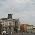 Tužilaštvo: Član biračkog odbora povređen u sukobu sa dvojicom muškaraca na biračkom mestu u Šapcu