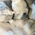 "Pala" sa 78 kesica kokaina: Devojka (20) sakrila drogu u svom telu
