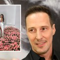 Peđa Jovanović se pomirio sa ženom, pa joj sobu ispunio stotinama ruža: "Srećan rođendan, ljubavi"