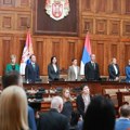 „I Brnabić vadila karticu…“ Otvoreni parlament objašnjava ko su „Šredingerovi poslanici“ – fizički jesu tu, ali…