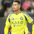 Ronaldo obukao tradicionalnu arapsku odeću, pa u društvu saudijskog princa obeležio poseban dan