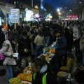 Završen protest studenata u blokadi u Nišu: Pročitan "Studentski edikt", održan mini koncert, pa performans (foto)