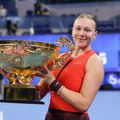 Još jedna žrtva kalendara: Anisimova odustala od Vuhana