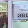 Raseljeni Srbi krenuli automobilima iz Kraljeva ka biralištima na Kosovu i Metohiji