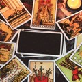 Život u kartama: Ukrajinci se obraćaju tarot majstorima zbog ratnih strahova, ali na ova pitanja nema odgovora