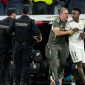 Fudbalski svet ovo ne pamti! Rasulo u Real Madridu, a "Santijago Bernabeu" je ovako nešto prvi put video