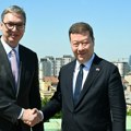 Vučić sa Okamurom: Nastavićemo da unapređujemo saradnju u svim oblastima (foto)