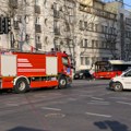 Drama na Čukarici: Izgoreo stan, munjevitom akcijom vatrogasaca sprečena tragedija