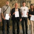 Novopazarska Gimnazija: Izuzetni rezultati učenika na državnom takmičenju iz fizike