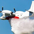 (Foto, video) Avion se zapalio prilikom sletanja, samo kopilot preživeo: Uzrok pada vojne letelice zasad nepoznat
