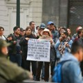 Proglašeno vanredno stanje u Boliviji; Blokade puteva traju skoro dva meseca, najmanje 14 mrtvih