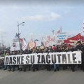 UŽIVO: Blokirana raskrsnica kod Železničke, počeo protest "Pozorište na ulici - daske su zaćutale"