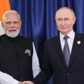 "Poruka Vašingtonu"; Modi objavio fotografiju iz Putinove limuzine FOTO