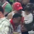 Redovan je gost utakmica košarkaša Zvezde: Sada je došao sa bebom, a Jago se oduševio kada ga je video