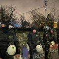 Policija primenila silu na Filozofskom fakultetu u Novom Sadu: protesti u više gradova u Srbiji