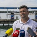 Austrijanci se brodicom velikom brzinom zabili u lukobran u Puli, jedan poginuo
