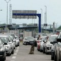 Na Batrovcima zadržavanja oko sat prilikom izlaza iz Srbije