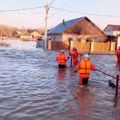 Redak prizor u Rusiji: Građani protestuju zbog poplava na reci Ural, 10.000 kuća poplavljeno