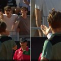 Skandal pred Novakov meč, ceo stadion napao tenisera: Prvo ga vređali iza leđa, a onda se on okrenuo! (video)