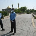 Haos u Pakistanu: Naoružani napadač ubio policajca zaduženog za zaštitu vakcinacije