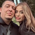 "Bio sam sa udatim ženama, spretan sam u krevetu": Pevač imao buran život, razveo se, a ovo je njegova druga supruga