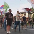 Protest zbog pomilovanja - studenti na putu prema sedištu SNS-a