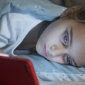 Јутрос су се деца у Аустралији пробудила без приступа друштвеним мрежама: Да ли и Србија треба да повуче радикалан потез…