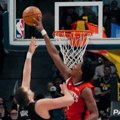 Jokić krenuo na polaganje, pa "popio" strašnu blokadu! NBA liga ne pamti ovako nešto! Retko ko je uspeo da zaseni Srbina, ali…