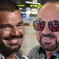 "Hoću da riki martin dođe na koncert Južnog vetra": Mile Kitić stigao na aerodrom posle slavnog Portorikanca: Evo šta misli o…