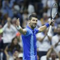 Novak tri puta umalo briznuo u plač: Posle poruke roditeljima, obratio se i ženi Medvedeva