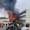 Drama u Istanbulu: Prvi snimci požara na fakultetu: Dim se izdiže iznad grada (video)