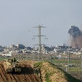 uživo KRIZA NA BLISKOM ISTOKU Izraelski vazdušni napad na Rafu, rakete pogodile šatore u kampu, ubijeno najmanje 40 civila