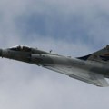 Macron: Francuska će Ukrajini poslati borbene avione Mirage 2000