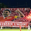 Šest navijača završilo u bolnici: Haos u Rijeci na oproštajnom meču legende, reagovala i policija