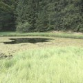 Srpsko jezero krije mračne tajne: Kupanje zabranjeno, a priče o krvavoj vodi i prokletstvu utopljenih svatova lede krv