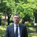 Zelenović: Ozbiljne države ne prepuštaju javna preduzeća kriminalcima i kumovima