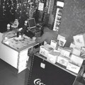 Razbojništvo kod Gradiške: Lopov ušetao u kafić i ukrao veliku svotu novca (video)