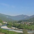 Održan pomen žrtvama NATO bombardovanja u Murini na severu Crne Gore: „Što pre doneti zakon o obeštećenju porodica…