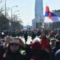 Protest na Novom Beogradu iz ptičje perspektive: Snimci dronom blokade kružnog toka (VIDEO)