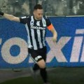 Uzalud dva gola Živkovića, Olimpijakos savladao PAOK u derbiju