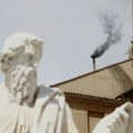 Hoće li svet videti danas beli dim iz Sikstinske kapele? Kardinali nastavljaju glasanje za izbor novog pape