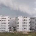 Slovenački meteorolozi najavili snažno nevreme: Tržni centri u Mariboru i Ljubljani nude garaže kao zaštitu za vozila