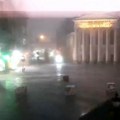 Strašna oluja stigla u Srbiju: Pala ogromna količina kiše u ovom gradu, vetar čupao stabla iz korena (Video)
